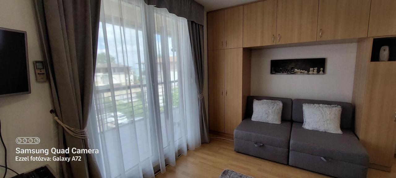 Beszedes-Lak, Aranypart Apartment Siofok Bagian luar foto